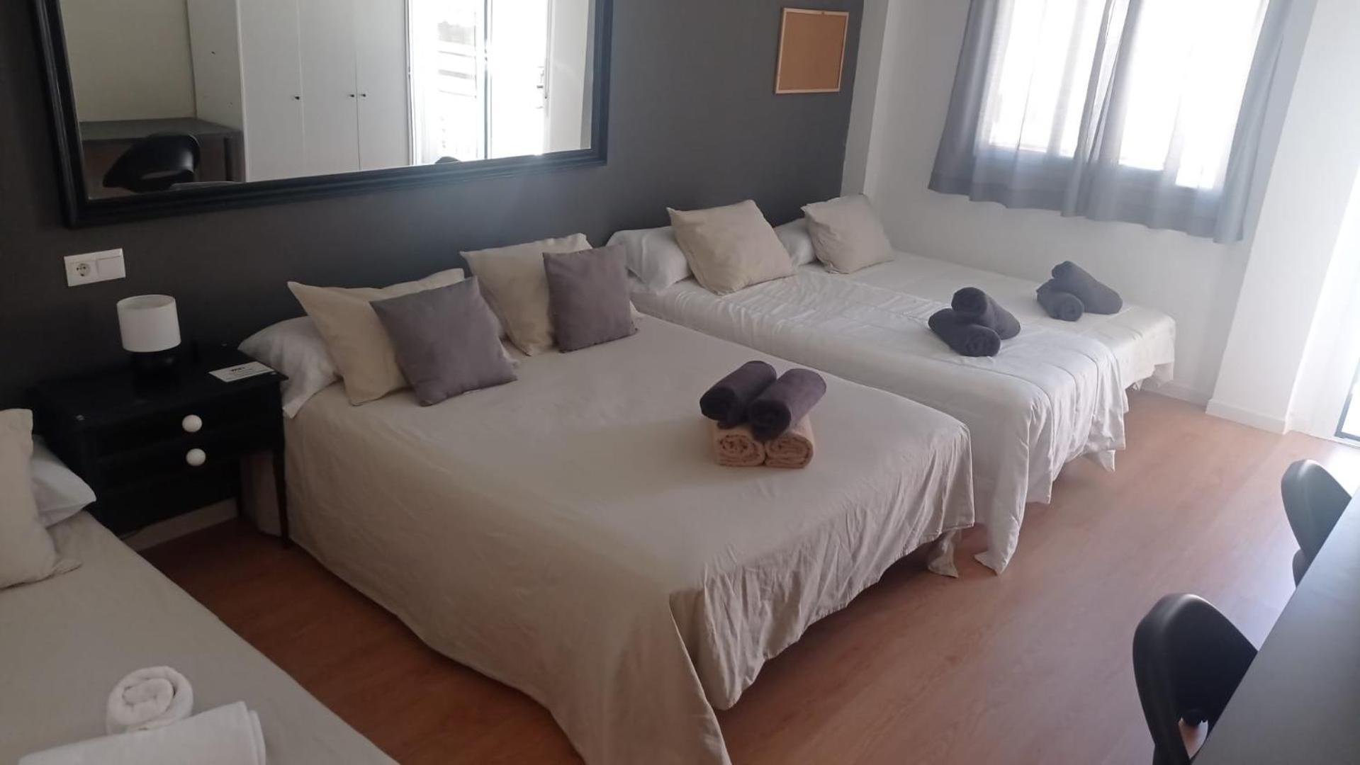 Séjour chez l'habitant Tu Hogar Desayuno, Parking Y Piscina Incluidos *
