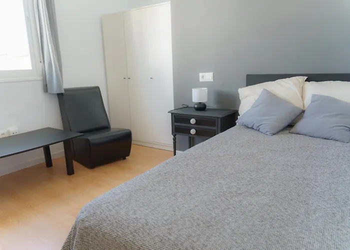Tu Hogar Desayuno, Parking Y Piscina Incluidos