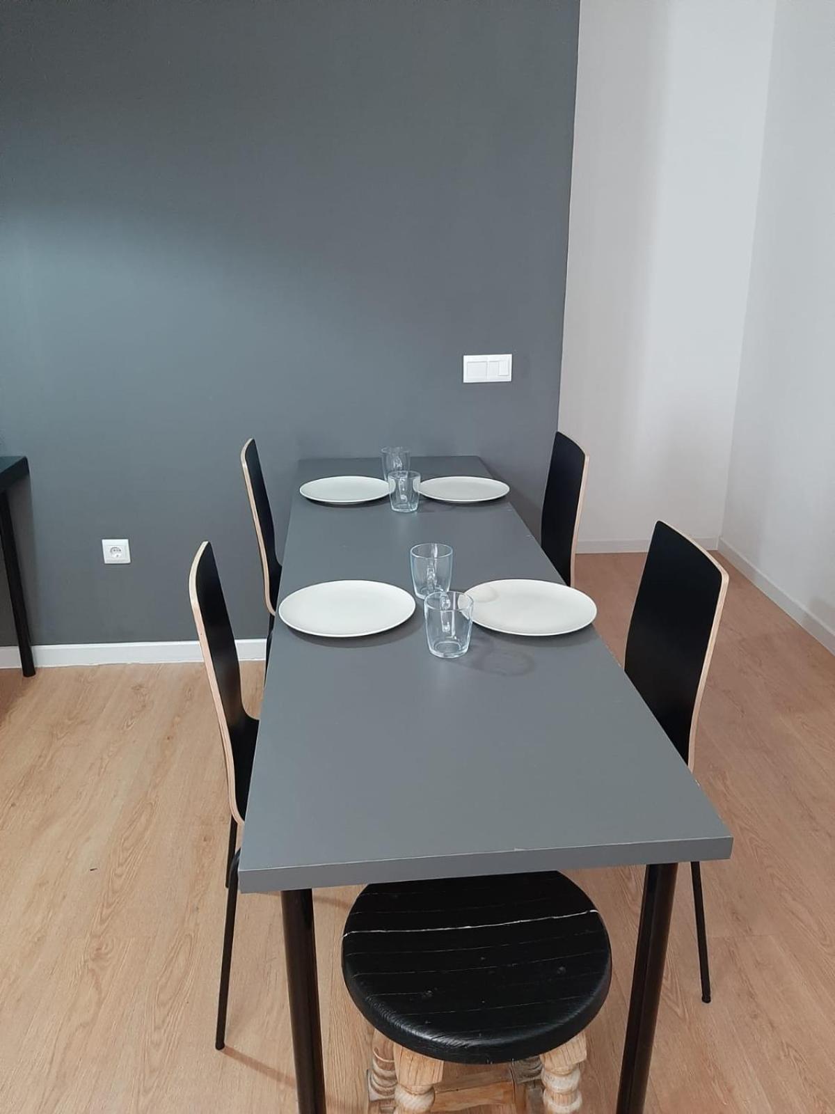 Tu Hogar Desayuno, Parking Y Piscina Incluidos